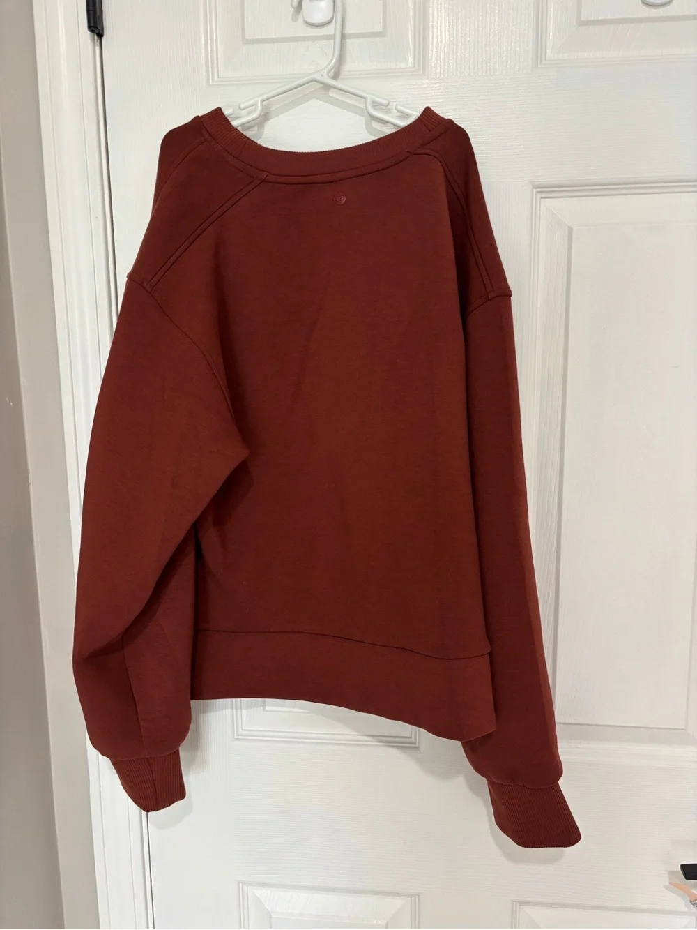 CALIA by Carrie Underwood Rust Crewneck Pullover Sweater